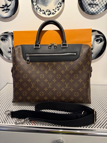 Louis vuitton porte - vuitton,