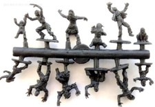 SOLDATINI 1/72 DIORAMA Apocalyptic ERA - SERIE FANTASY BOX 72024 Zombies set 2