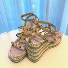 VALENTINO GARAVANI Rockstud