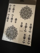 Adesivo tatuaggio nero hennè