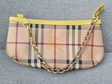 Burberry Nova Pochette a