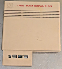 Commodore 1750 REU con 512K
