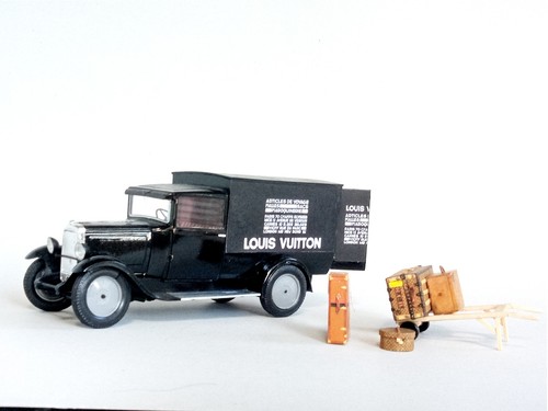 Antico camion louis - antico,