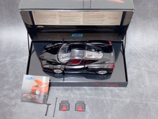 BBR LIMITED 1/18 ENZO FERRARI PRESSOFUSO NERO CON MECCANISMO DI APERTURA E CHIUSURA 