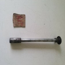 PERNO RUOTA ANTERIORE SUZUKI GSF 400 BANDIT 1991 1993 1995