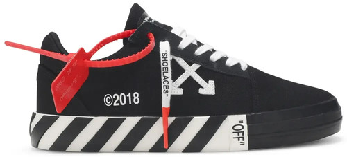 Off white vulc - low, black