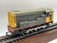 OO Lima Class 08 Diesel