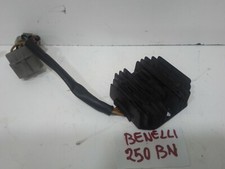 REGOLATORE DI TENSIONE BENELLI