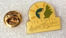 pin's vintage Vacances André