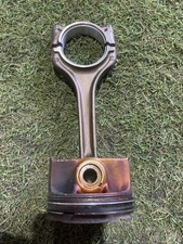 Pistone Motore Volkswagen Polo 2024 1.0 benzina DKL 04C107065AT (2)