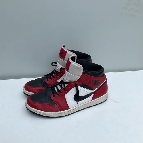 Nike air jordan mid - air,