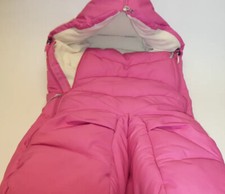 STOKKE POGGIAPIEDI ROSA GAMBA DIVISA OTTIME CONDIZIONI,IDEALE PER TENERE AL CALDO IL BAMBINO.🌸