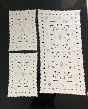 tris di centrini ad intaglio