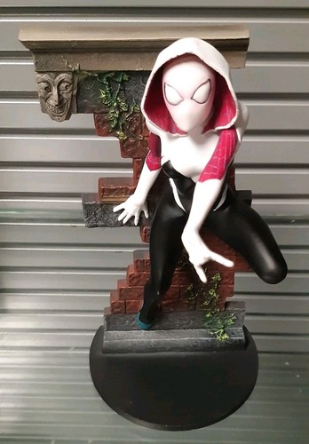 Spider gwen marvel comics - spider,