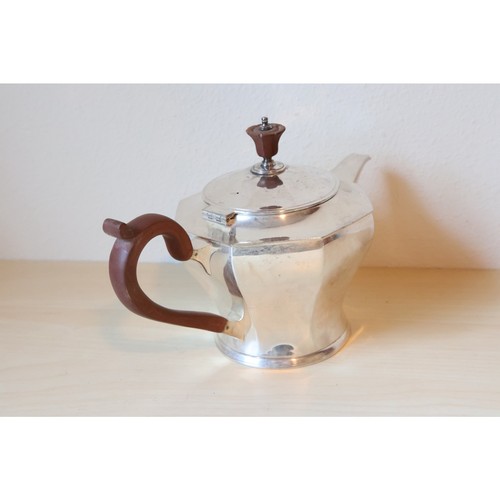 Vtg prestons ltd - prestons,