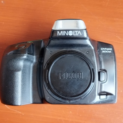 Minolta dynax 300 - minolta,
