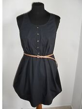 Particolare Vestito Abito