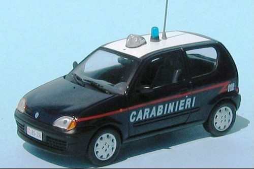 Carabinieri italia fiat - -,