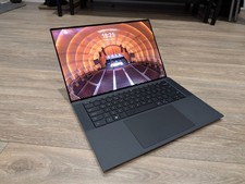 Dell XPS 15 9520 - OLED 4K