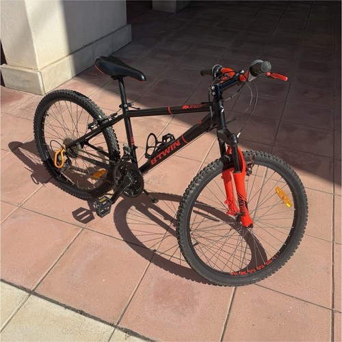 Twin mountain bike mtb - mountain, nera