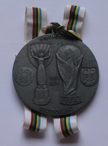Decorazione medaglia dedicata