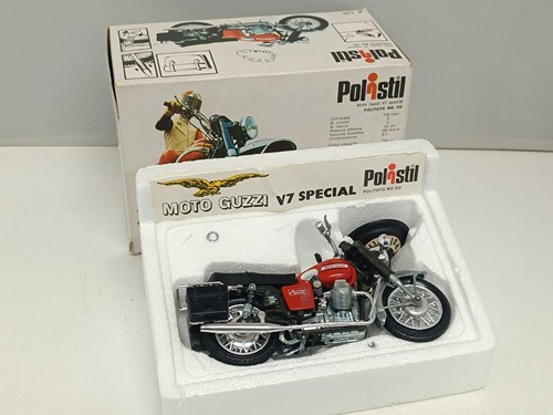 Moto guzzi special 1969 red - v7,