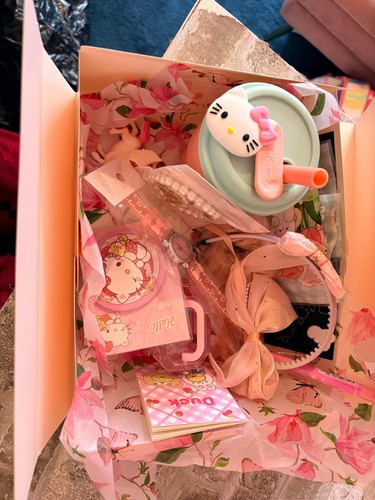 Hello kitty gift box with - hello,