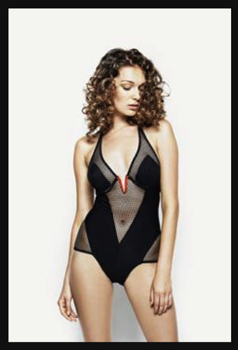 Costume intero nuovo con