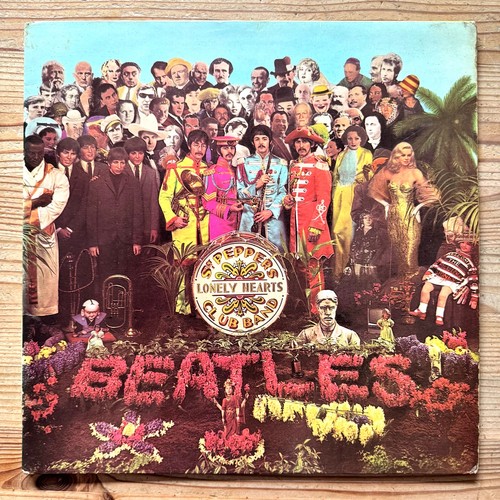 Beatles sgt peppers lhcb - peppers,