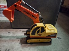 CAMION SCAVATORE A CINGOLI