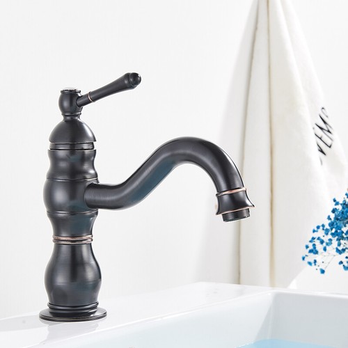 Rubinetto miscelatore lavabo