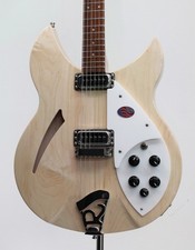 Rickenbacker 330 Mapleglo 3,41