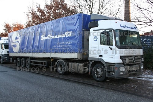 Foto camion mercedes benz - foto,