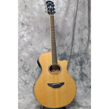 Chitarra acustica elettrica