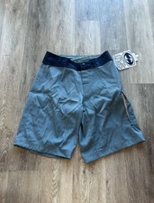 NUOVI PANTALONCINI DA TAVOLA