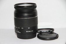 Ottimo obiettivo macro zoom