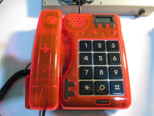 Telefono vintage brondi - vintage, yuppie