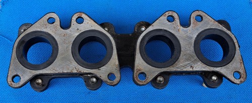 Supporto carburatori 2264680 - supporto,