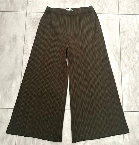 Pantaloni pieghettati larghi