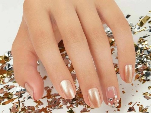 Smalto unghia rosa - unghia,