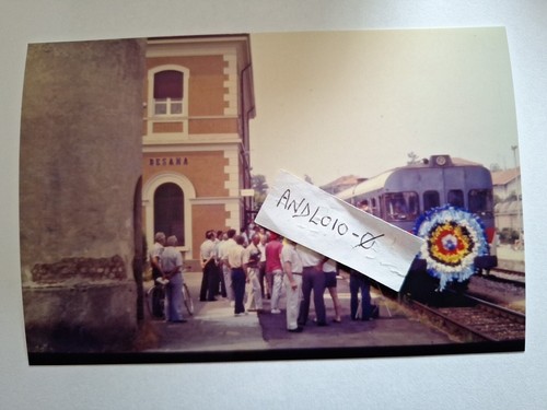 Fotografia stazione besana - di,