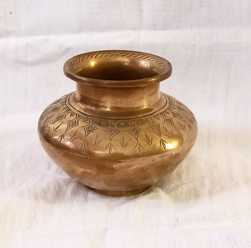 Elegante vaso ottone - , di