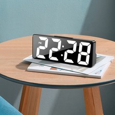 Elegante Sveglia LED per