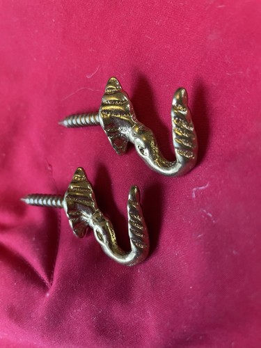 Coppia ganci parete - coppia,