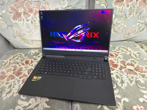 Asus rog strix - 17, r9