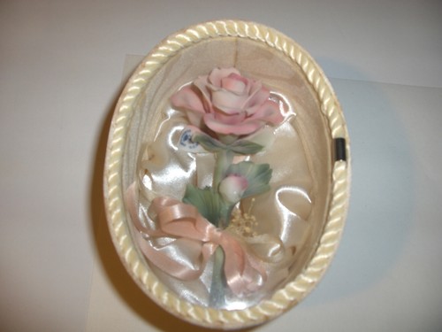 Mazzetto fiori ceramica - di, in