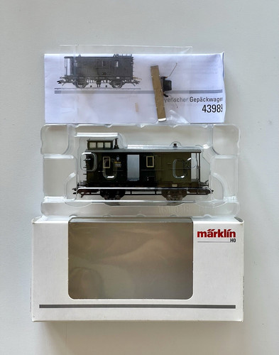 Marklin 43989 baggage car - marklin,