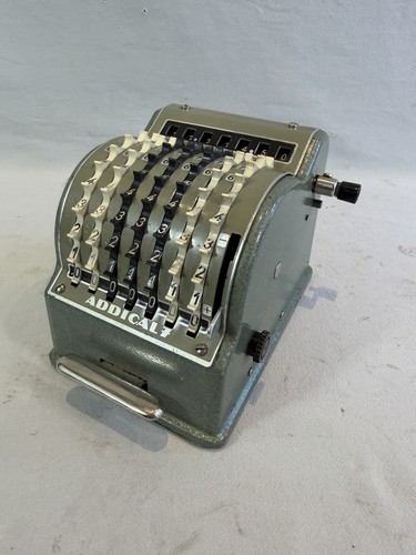 Calcolatrice meccanica vintage - calcolatrice,