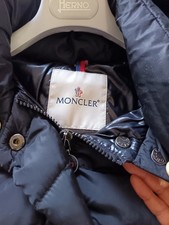 Piumino donna moncler usati