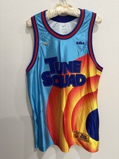 Nike lebron james tune squad - nike,